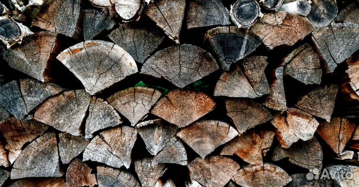Дрова рядом