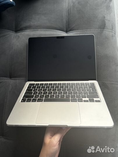 Macbook air 13 m2 8 256