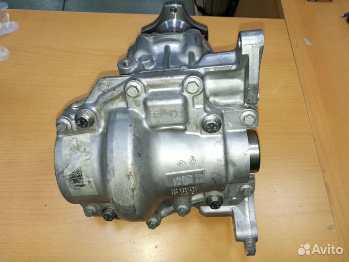 Коробка раздаточная (редуктор) Рено Дастер