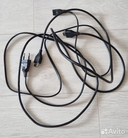 Игровая приставка ps4 slim 1tb + 2 джойстика