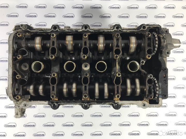 Головка блока цилиндров левая Audi S8 D2 4D 4.2