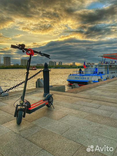 Электросамокат kugoo m4