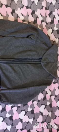 Спортивная кофта