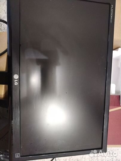 Монитор для компьютера LD