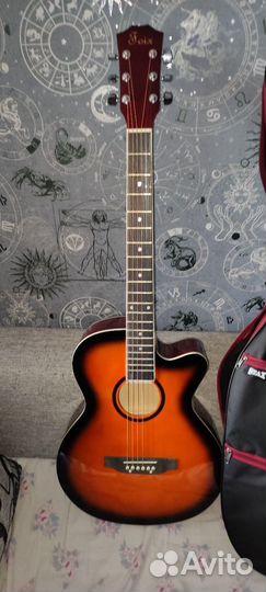 Акустическая гитара