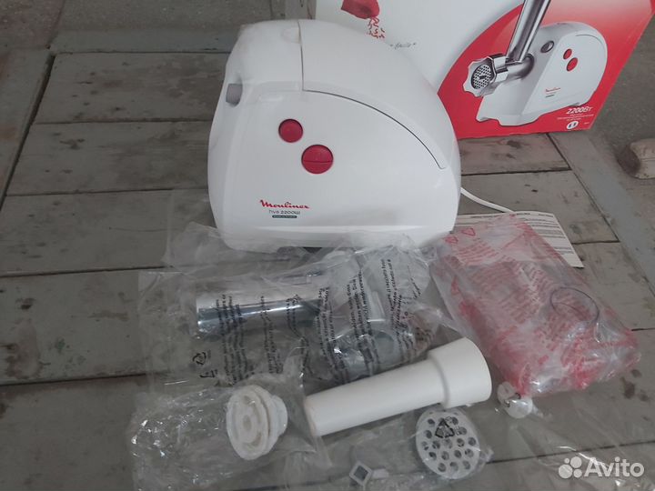 Мясорубка электрическая moulinex HV8