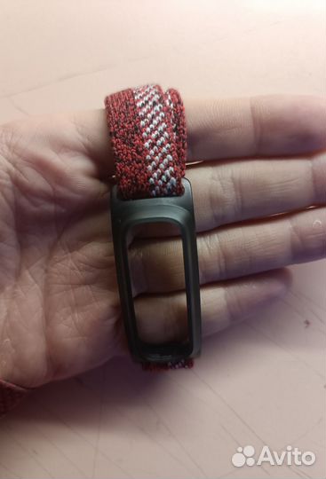 Фитнес браслет. Huawei band 4e