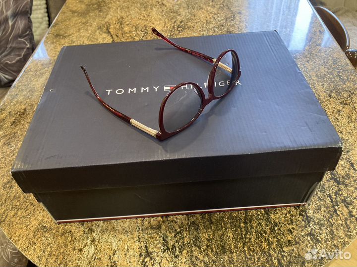 Кеды новые кожаные Tommy Hilfiger.40