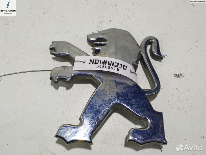Эмблема 9631717280 на Peugeot 607