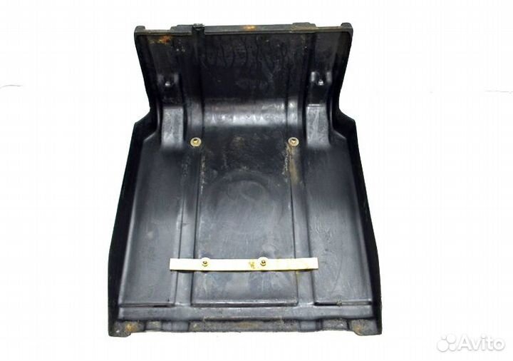 Крышка аккумуляторного ящика renault trucks Magnum