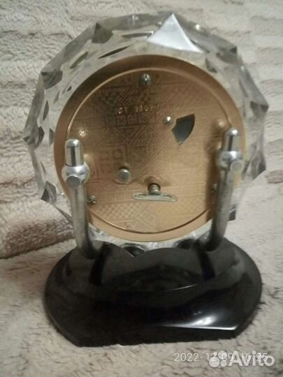 Часы хрустальные Маяк