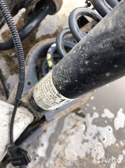 Volkswagen passat b 7 стойка амортизатора