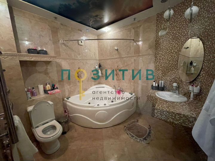 3-к. квартира, 126 м², 5/7 эт.