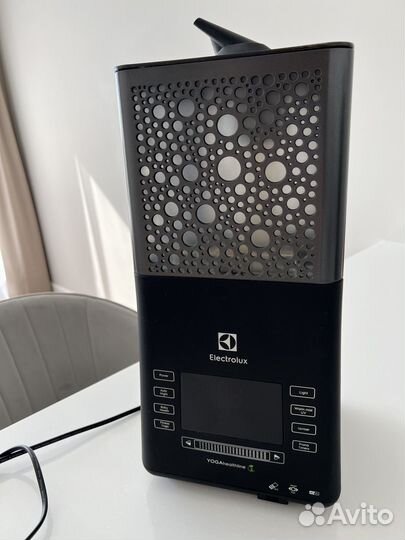 Увлажнитель воздуха EHU-3810D, Electrolux