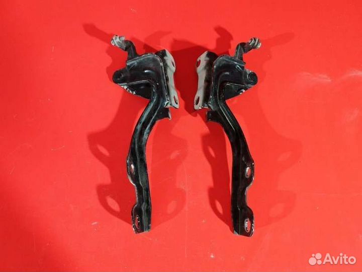 Петля капота Kia Cerato 2 Td 