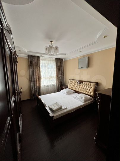 2-к. квартира, 70 м², 2/4 эт.