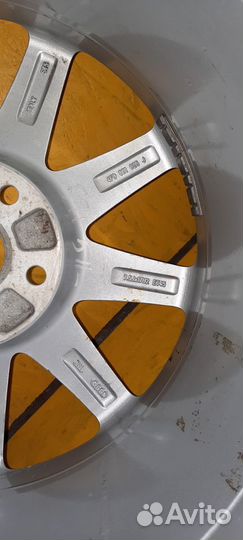 Диск Audi R17 4F0601025J