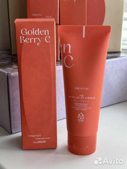 Подарочный набор косметики для ухода