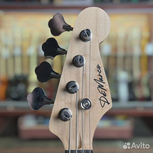 Бас-гитара DeMarco dmpb200 Precision Bass Red