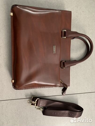 Мужской кожаный портфель коричневый