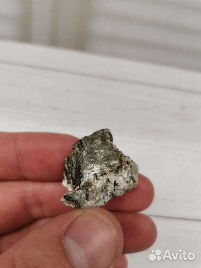 Дельхайелит, редкий минерал