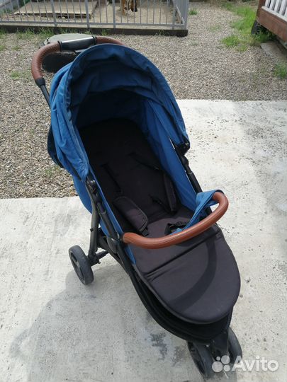 Продам коляску прогулочную