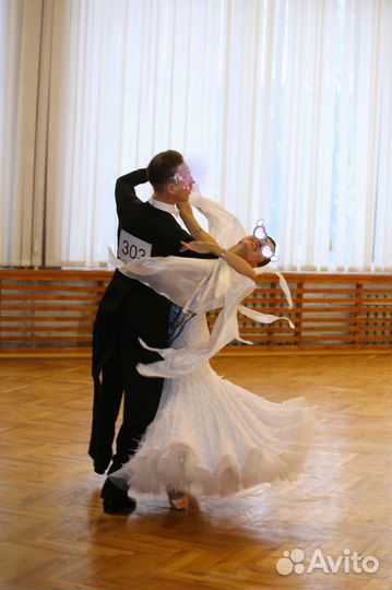 Платье для бальных танцев стандарт