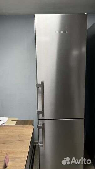 Холодильник Liebherr CNef 4005