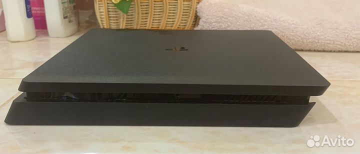 Sony PS4 slim 1TB