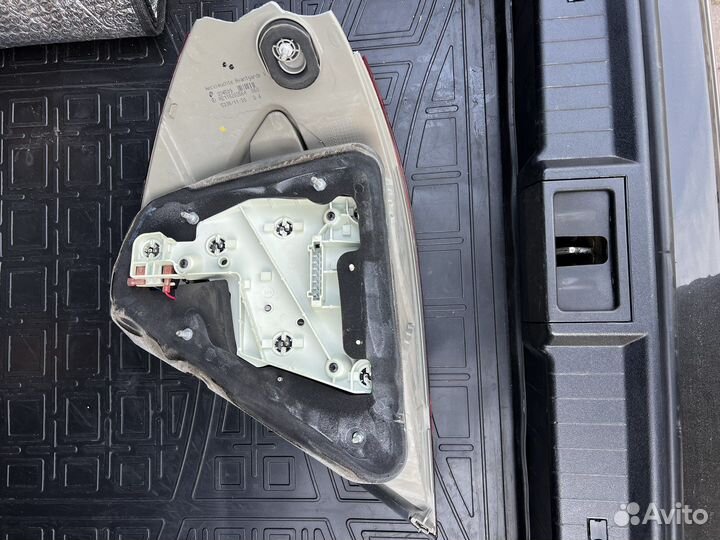 Фонарь плафон задний левый