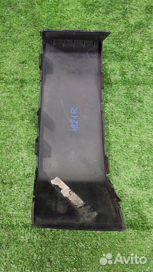 Молдинг бампера задний правый Volvo XC90 2006