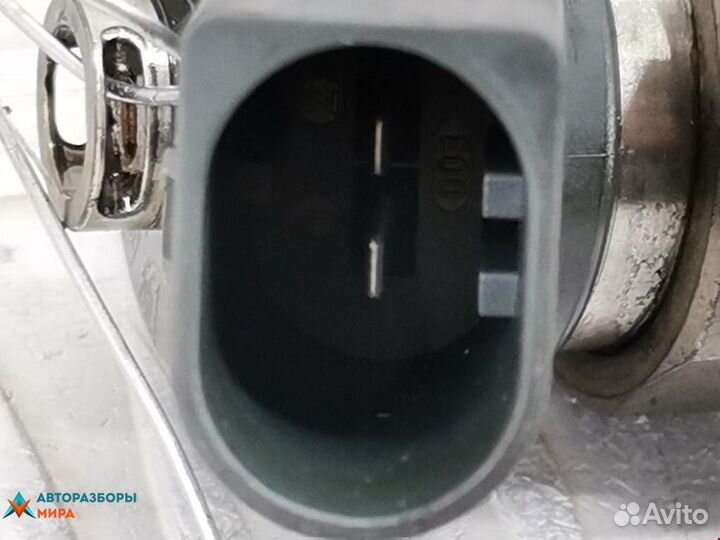 Форсунка BMW 3 E46 рест. 2004 13537789661