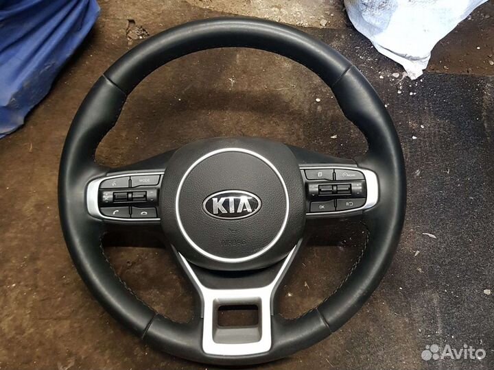 Руль Kia K5