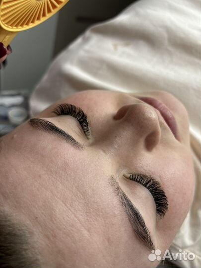 Наращивание ресниц