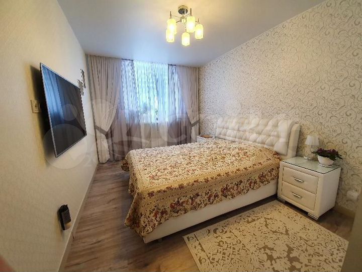 3-к. квартира, 77,3 м², 1/4 эт.