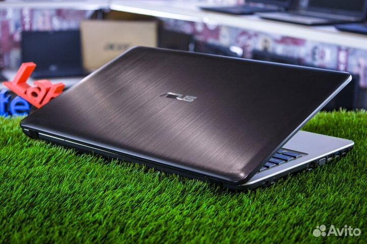 Ноутбук Asus 15,6/Intel/4Gb/SSD120Gb