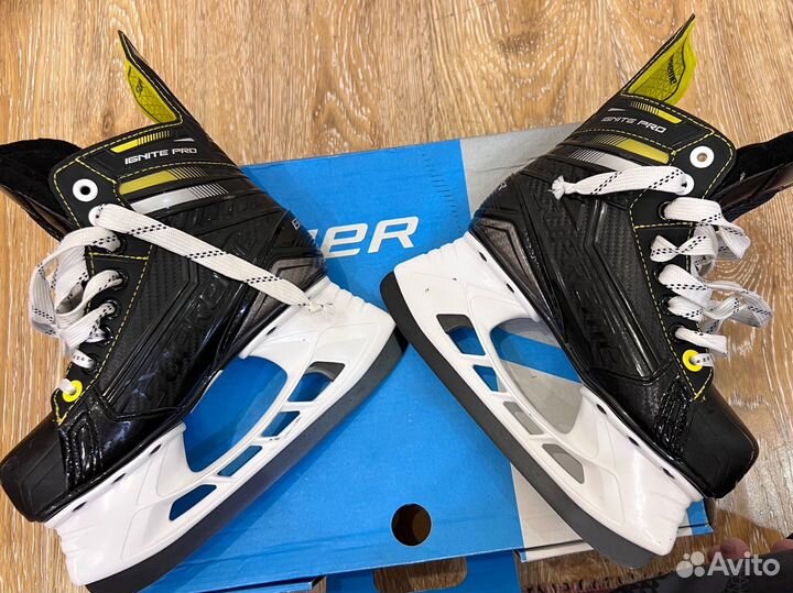 Коньки хоккейные Bauer Supreme Ignite Pro Jr 1,0D