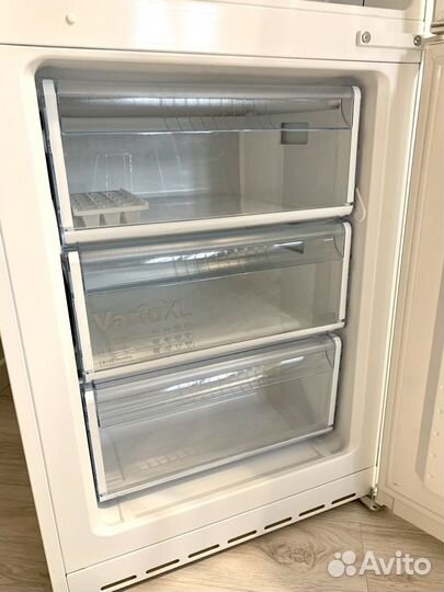 Холодильник Bosch б/у в отличном состоянии