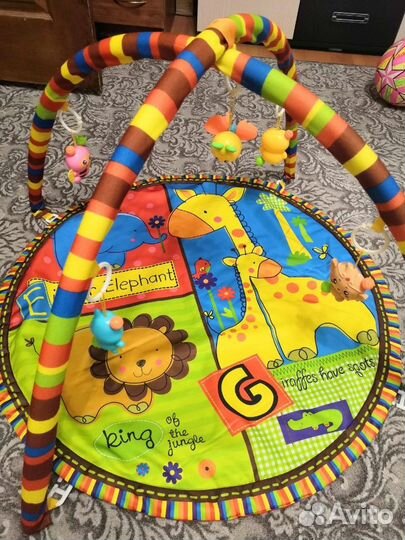 Развивающий коврик