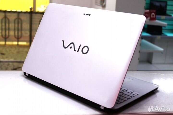 Ноутбук Sony Vaio Intel Core i3 / HDD 500GB