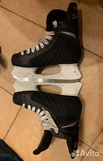 Коньки хоккейные размер 40