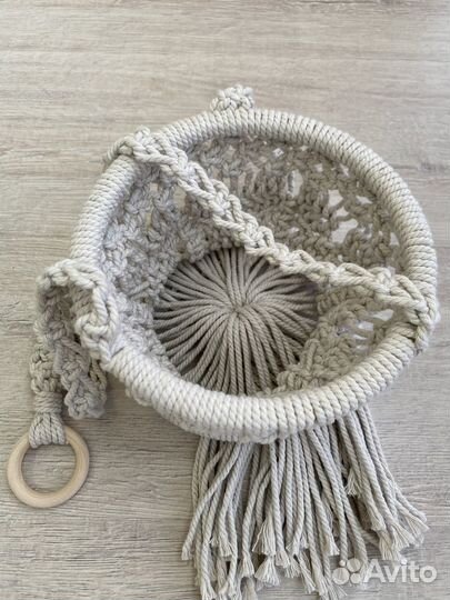 Кашпо подвесное