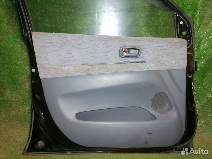 Дверь передняя левая Toyota Ipsum SXM10 Пустая