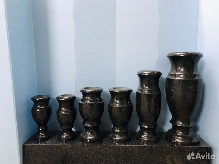 Вазы мрамор и гранит