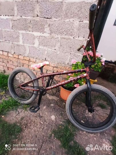 Трюковой велосипед BMX