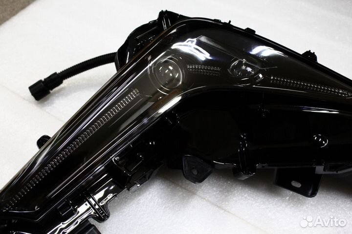 LX570 / LX450d 2016+ Туманки Black Vision G6OA3