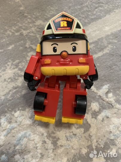 Робокар Поли