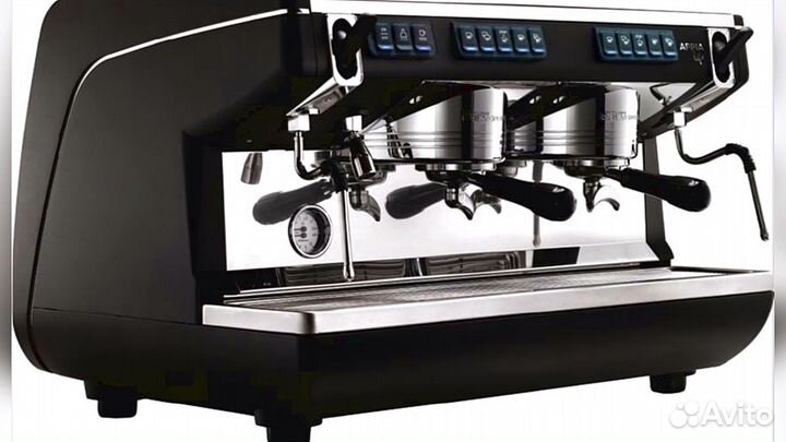 Кофемашина Nuova simonelli appia life 2GR V red