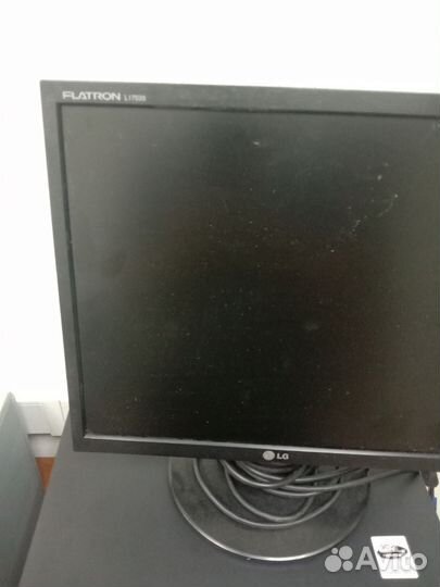 Монитор LG flatron 17 дюймов