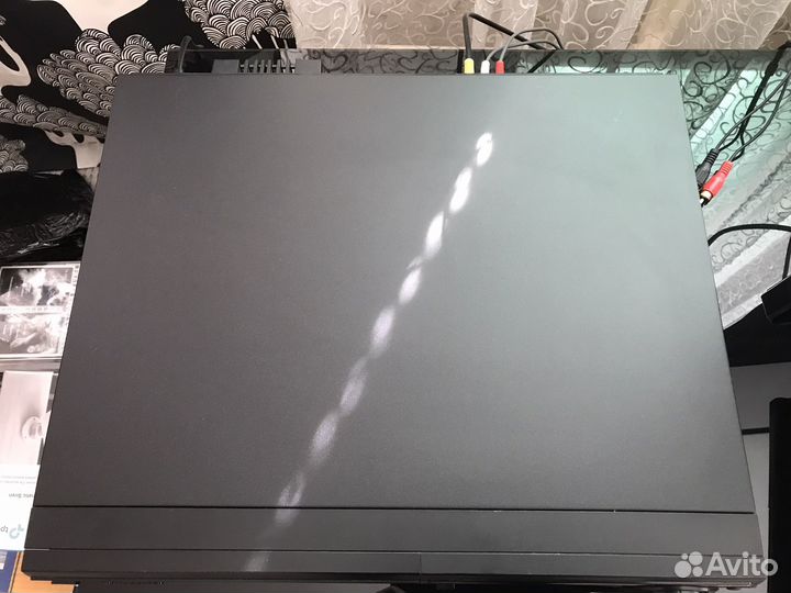 Видеомагнитофон Panasonic NV-FS88B продан